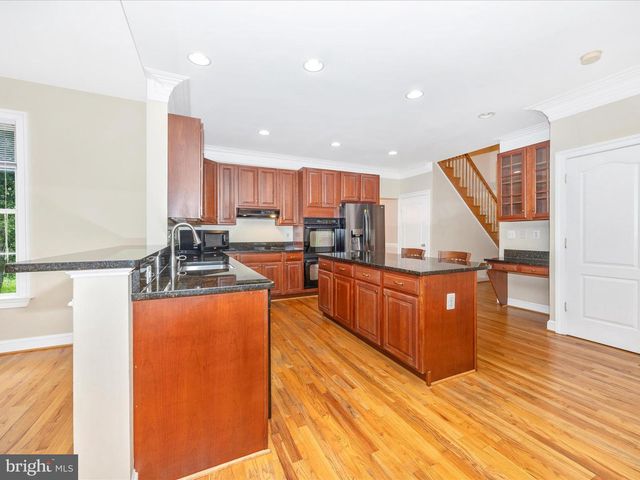 18818 LIBERTY MILL RD, Germantown, MD 20874