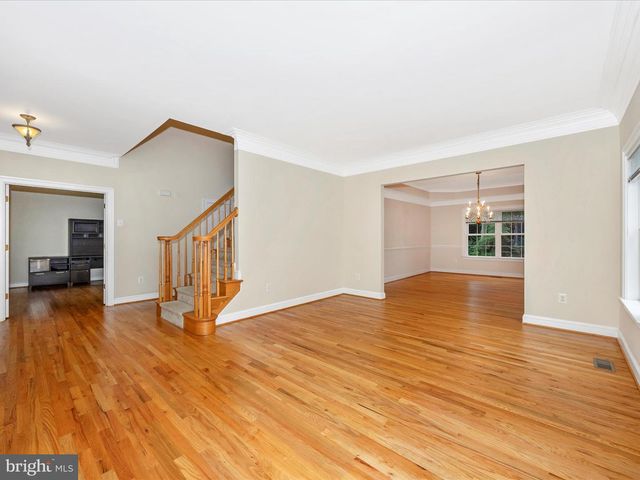 18818 LIBERTY MILL RD, Germantown, MD 20874