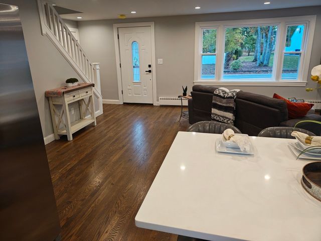 123 Patten Rd, Tewksbury, MA 01876