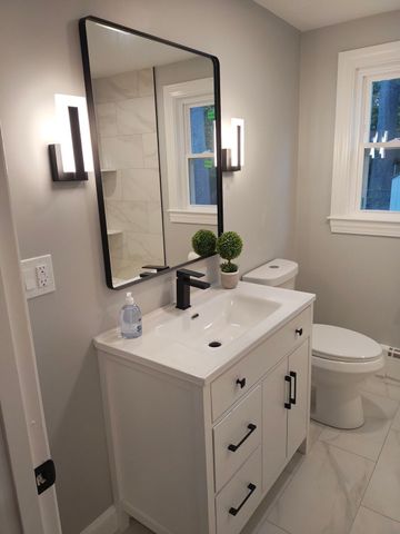123 Patten Rd, Tewksbury, MA 01876