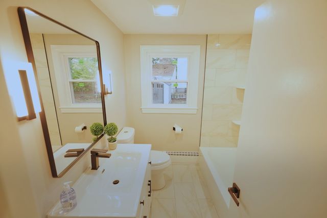 123 Patten Rd, Tewksbury, MA 01876
