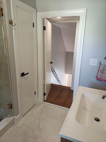123 Patten Rd, Tewksbury, MA 01876