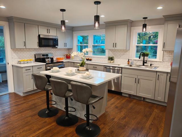123 Patten Rd, Tewksbury, MA 01876