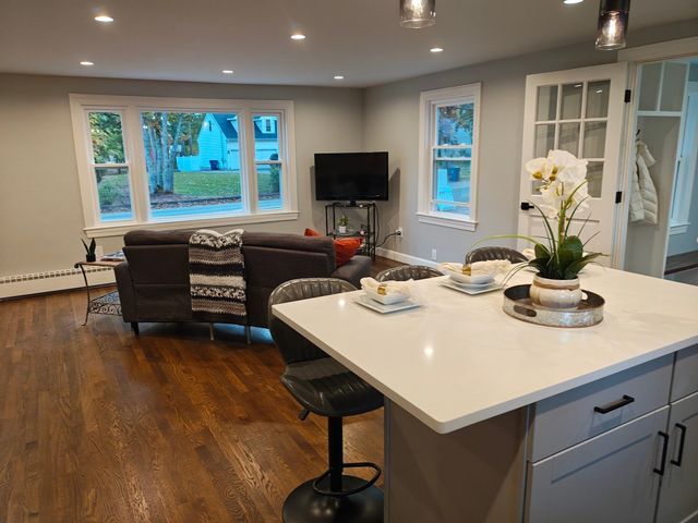 123 Patten Rd, Tewksbury, MA 01876