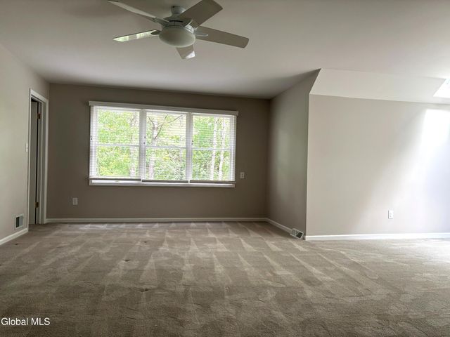 22 E Claremont Drive, Voorheesville, NY 12186
