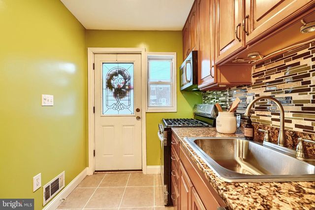 1918 LARKHALL RD, Baltimore, MD 21222