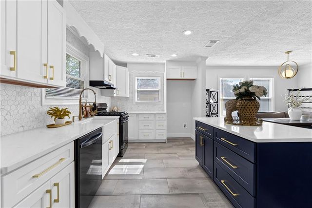 3483 Napier Avenue, Macon, GA 31204