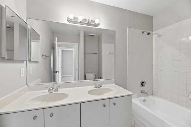 5233 Rosen Boulevard, Boynton Beach, FL 33472
