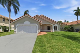5233 Rosen Boulevard, Boynton Beach, FL 33472