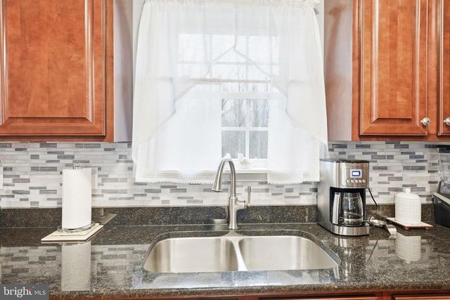 11057 EGGBORNSVILLE RD, Rixeyville, VA 22737