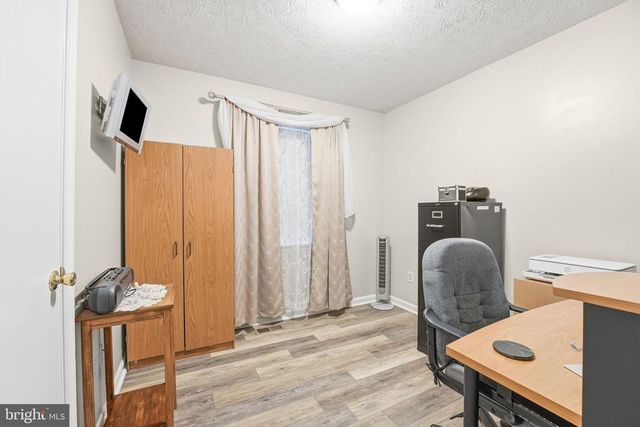 11057 EGGBORNSVILLE RD, Rixeyville, VA 22737