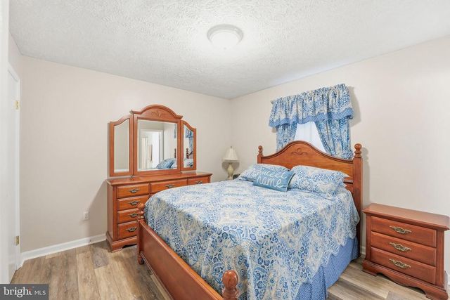 11057 EGGBORNSVILLE RD, Rixeyville, VA 22737