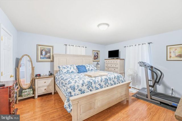 11057 EGGBORNSVILLE RD, Rixeyville, VA 22737