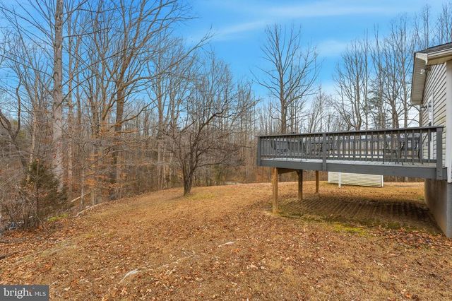 11057 EGGBORNSVILLE RD, Rixeyville, VA 22737