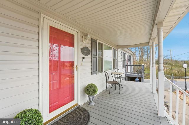 11057 EGGBORNSVILLE RD, Rixeyville, VA 22737