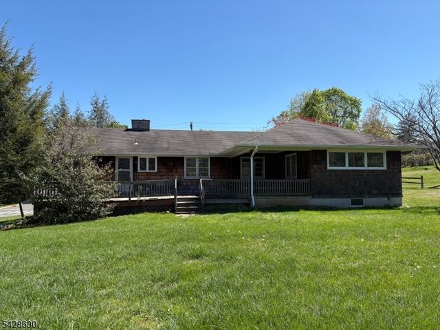 18 Pottersville Rd, Peapack Gladstone Boro, NJ 07934