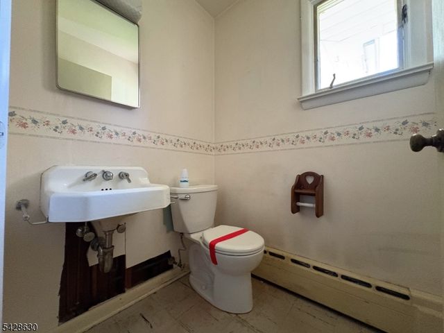 18 Pottersville Rd, Peapack Gladstone Boro, NJ 07934