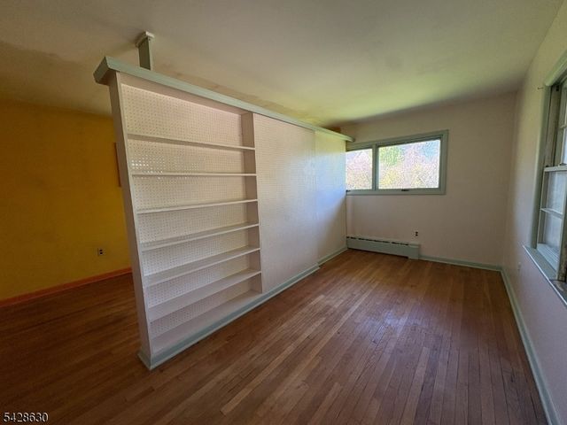 18 Pottersville Rd, Peapack Gladstone Boro, NJ 07934