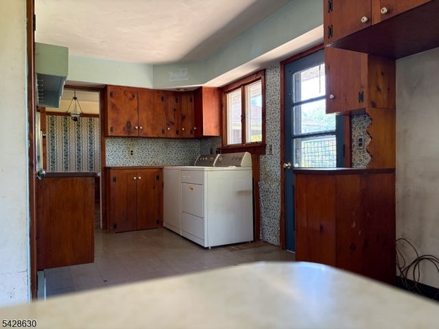 18 Pottersville Rd, Peapack Gladstone Boro, NJ 07934