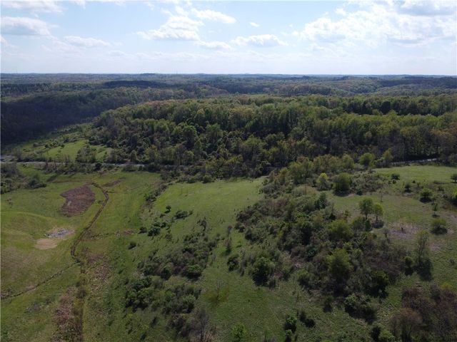 5702 N Montour Road, Richland, PA 15044