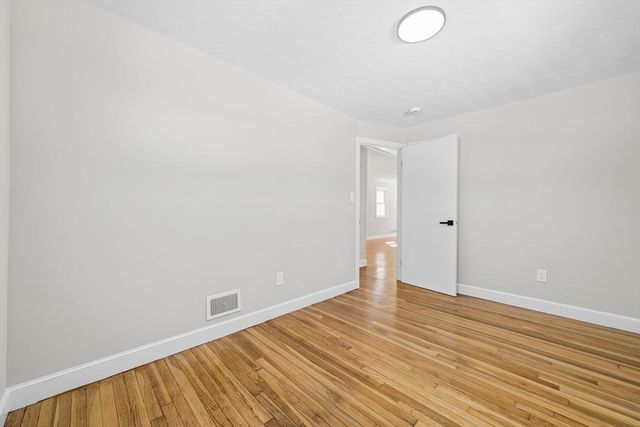 1 Hillcrest Ave, Lynn, MA 01904