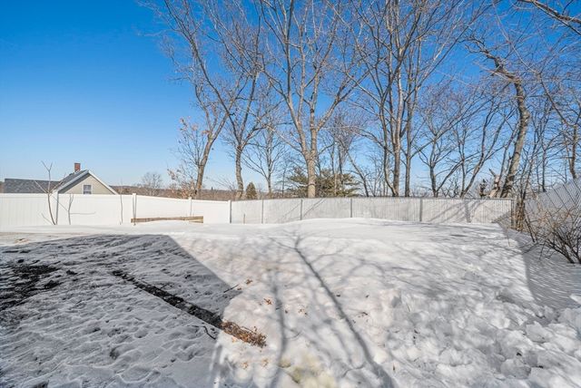 1 Hillcrest Ave, Lynn, MA 01904