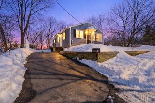 1 Hillcrest Ave, Lynn, MA 01904