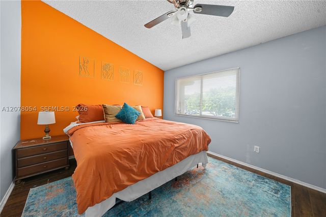 1293 Sussex Dr, North Lauderdale, FL 33068
