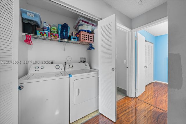 1293 Sussex Dr, North Lauderdale, FL 33068