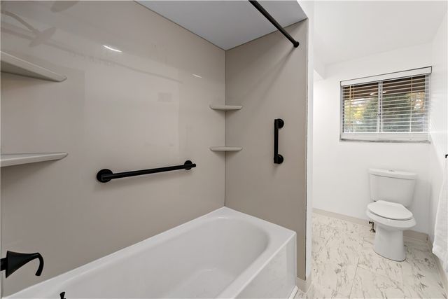 7716 WICK DR, Ross Twp, PA 15237