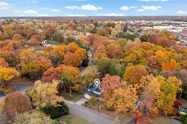 7716 WICK DR, Ross Twp, PA 15237