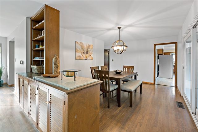 7716 WICK DR, Ross Twp, PA 15237