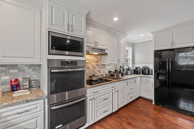 3008 Jamestown, Hattiesburg, MS 39402