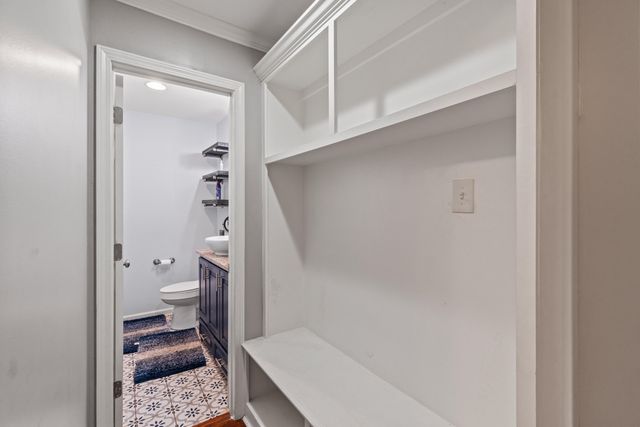 3008 Jamestown, Hattiesburg, MS 39402