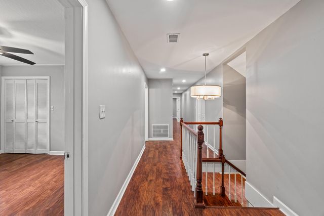 3008 Jamestown, Hattiesburg, MS 39402