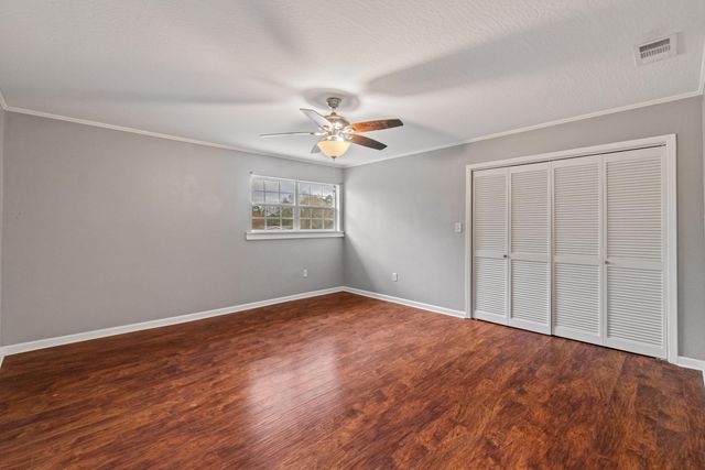 3008 Jamestown, Hattiesburg, MS 39402