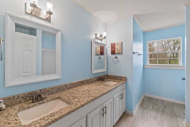 3008 Jamestown, Hattiesburg, MS 39402