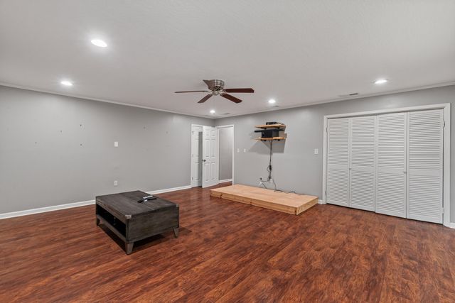 3008 Jamestown, Hattiesburg, MS 39402