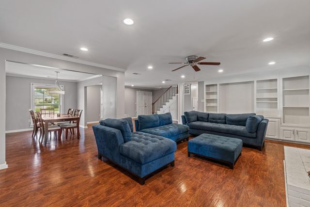 3008 Jamestown, Hattiesburg, MS 39402