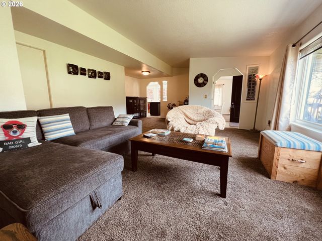 16063 DRIFTWOOD Ln 10, Brookings, OR 97415