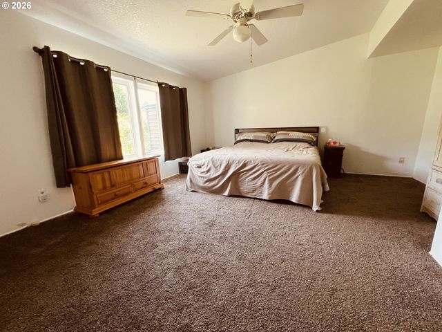 16063 DRIFTWOOD Ln 10, Brookings, OR 97415