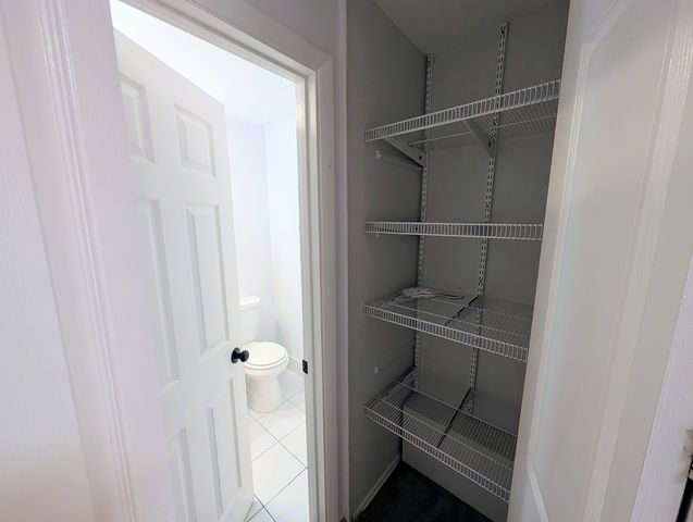 9588 Terrace Place 1F, Des Plaines, IL 60016