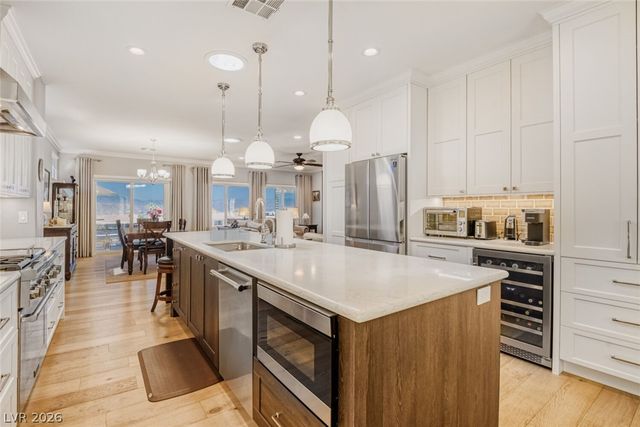 2744 Olivia Heights Avenue, Henderson, NV 89052