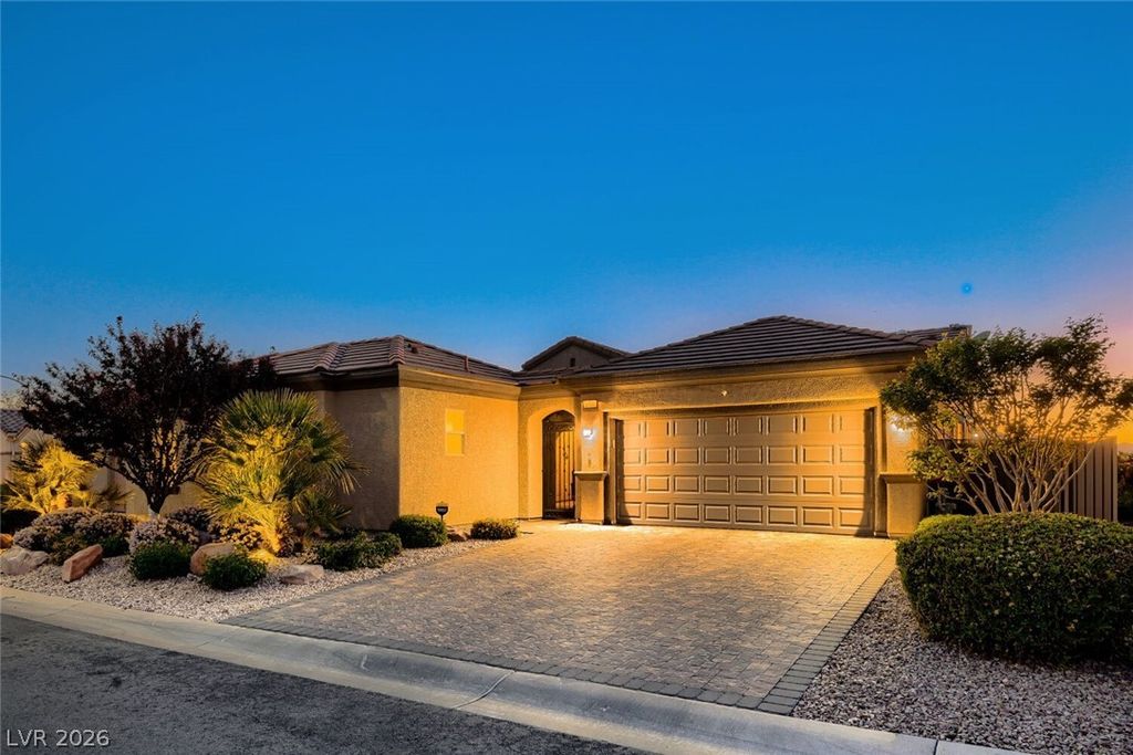 2744 Olivia Heights Avenue, Henderson, NV 89052