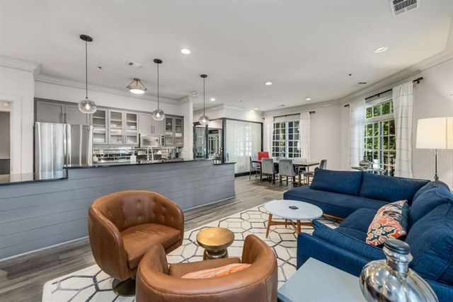 1055 Piedmont Avenue NE 207, Atlanta, GA 30309