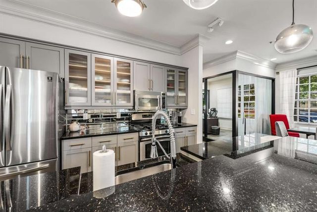 1055 Piedmont Avenue NE 207, Atlanta, GA 30309