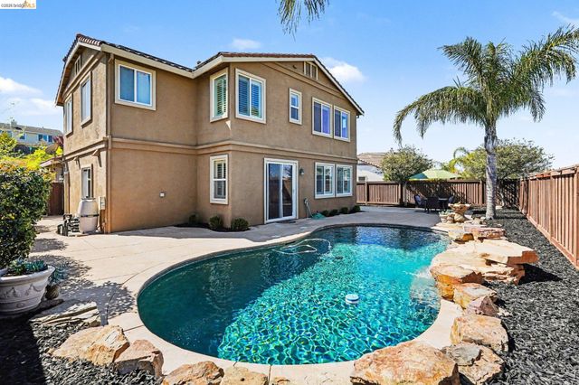 556 Douglas Drive, Brentwood, CA 94513