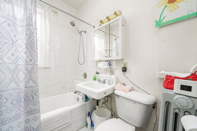 3927 W 56TH Street, Chicago, IL 60629
