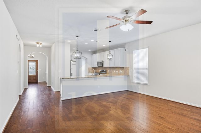 317 Vista Portola LOOP, Liberty Hill, TX 78642