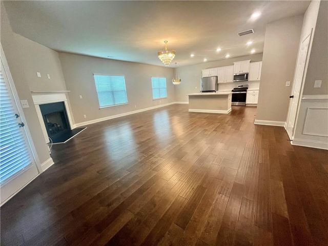 943 Ulster Court, Loganville, GA 30052